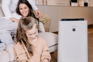Sharp UA-HD40E-L - zdjęcie lifestyle