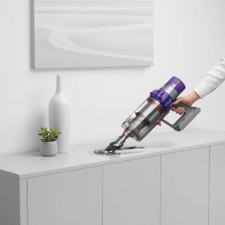 Dyson V10 Animal - odkurzanie