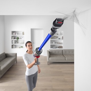 Dyson V11 Total Clean - odkurzanie