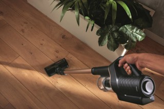 Miele Duoflex HX1 Total Care - odkurzanie podłogi