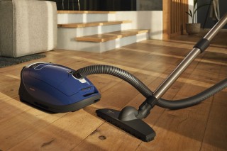 Miele Complete C3 Parquet - aranżacja odkurzacza