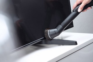 Ssawka pędzlowa Miele z obrotowym przegubem - odkurzanie delikatnej powierzchni