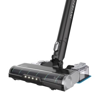 Sharp SA-VP4261BS - zbliżenie na elektroszczotkę i nakładkę mopującą