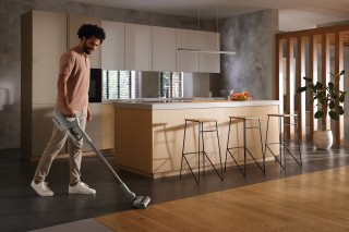 Miele Duoflex HX1 CarCare - odkurzanie podłogi